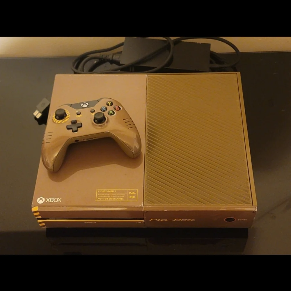 Rare Xbox One Fallout 4 Pip Box Console